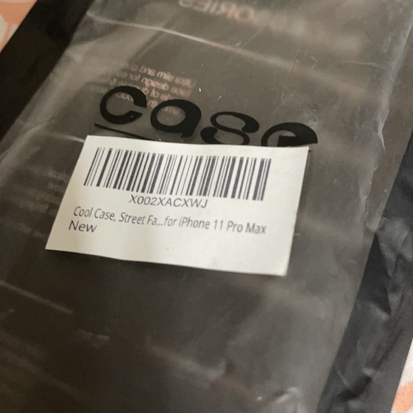 New galactic iPhone 11 Pro Max case - Picture 4 of 4